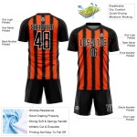 Camiseta de fútbol personalizada con sublimación de líneas negras, naranjas y blancas