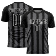Camiseta de fútbol personalizada con sublimación de líneas gris acero y blanco, color negro