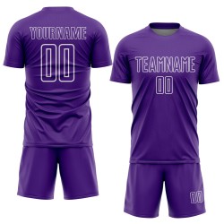 Camiseta de fútbol personalizada con sublimación de formas geométricas en morado y blanco Camiseta de fútbol personalizada con sublimación de formas geométricas en morado y blanco