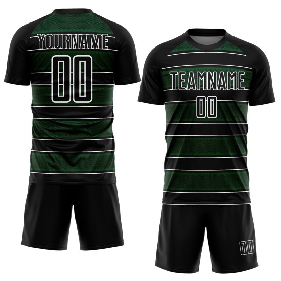Camiseta de fútbol personalizada con sublimación de líneas y formas geométricas en negro, verde y blanco Camiseta de fútbol personalizada con sublimación de líneas y formas geométricas en negro, verde y blanco