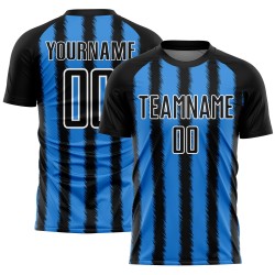 Camiseta de fútbol personalizada con sublimación de líneas azul y blanco en polvo negro Camiseta de fútbol personalizada con sublimación de líneas azul y blanco en polvo negro